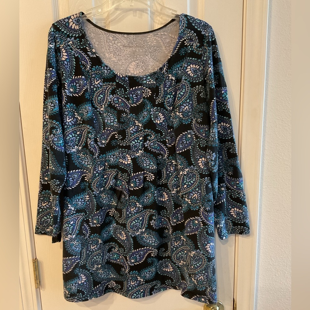 Women’s tunic, pretty blue paisley